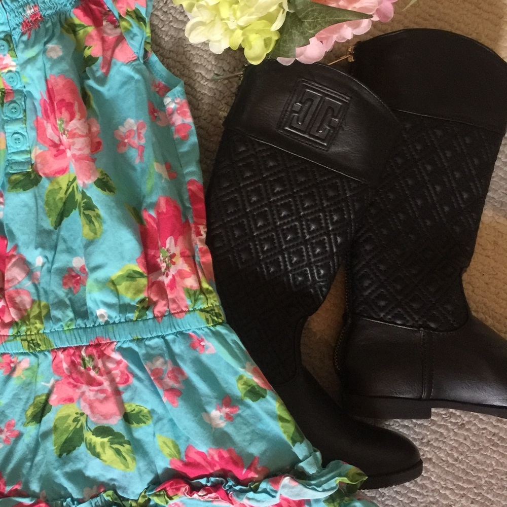 Girl’s Black Boots (US Size 12)